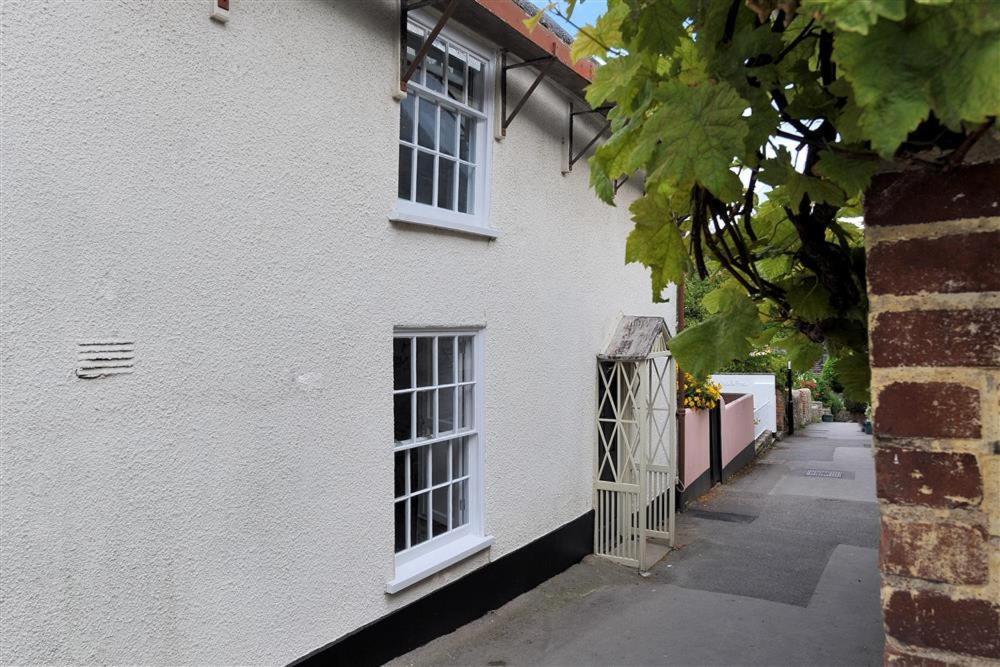 Villa The Nest Lyme Regis Exterior foto
